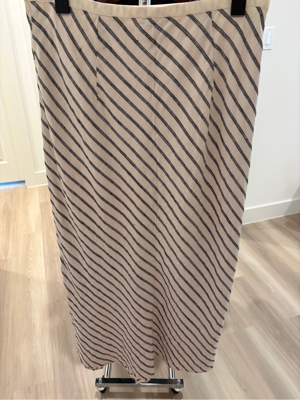 J Crew Linen Stripe Ivory Black Maxi Pull On Skirt Sz Small - Picture 3 of 10